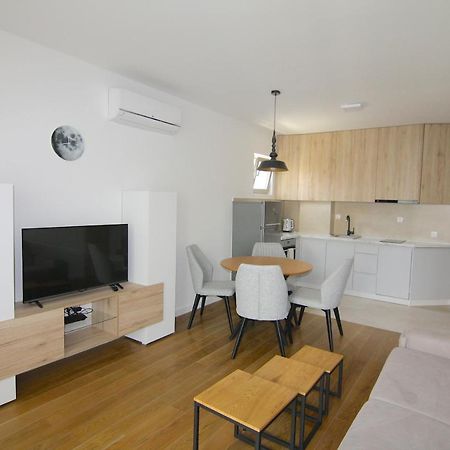 Apartments Lora Zmajeva, 7 Budva Exteriör bild
