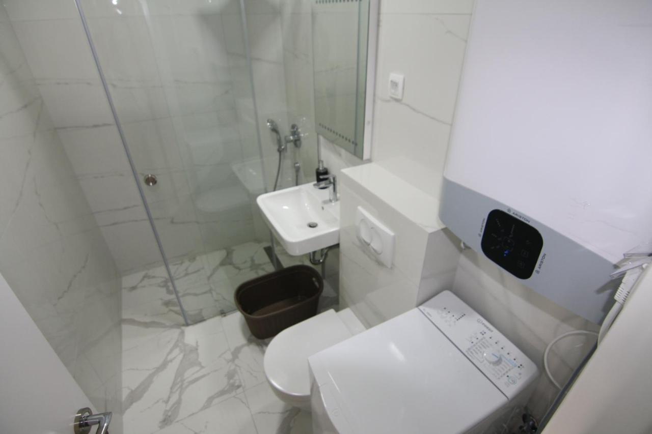 Apartments Lora Zmajeva, 7 Budva Exteriör bild