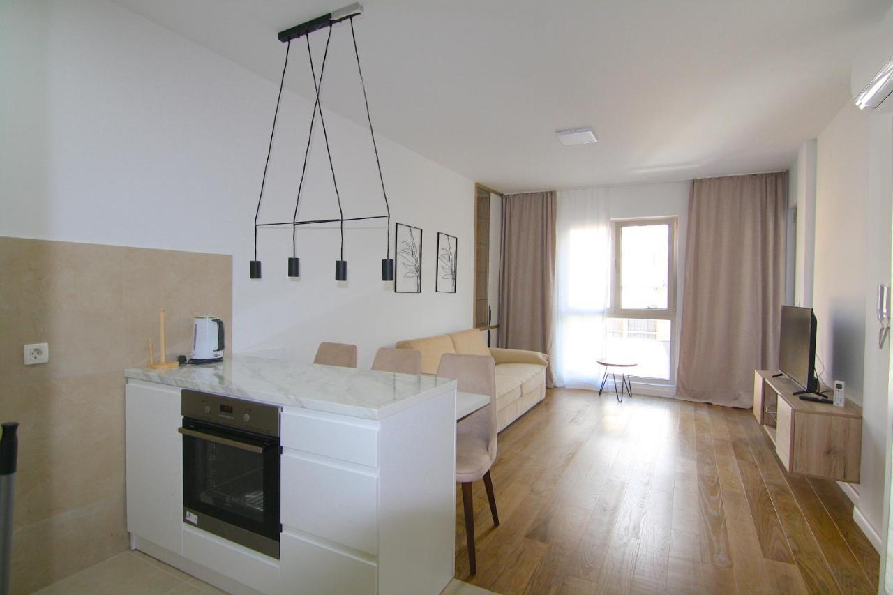 Apartments Lora Zmajeva, 7 Budva Exteriör bild