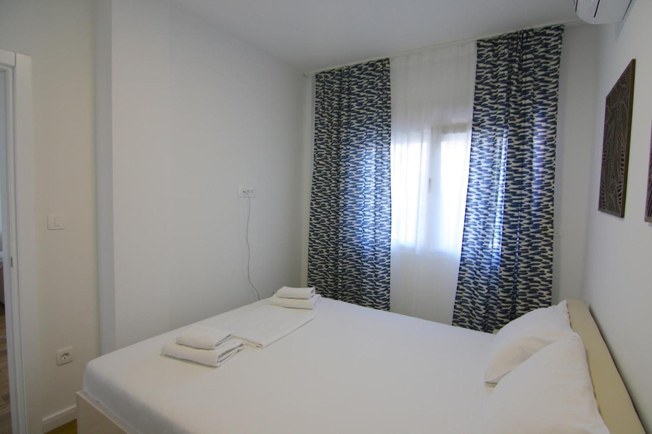 Apartments Lora Zmajeva, 7 Budva Exteriör bild