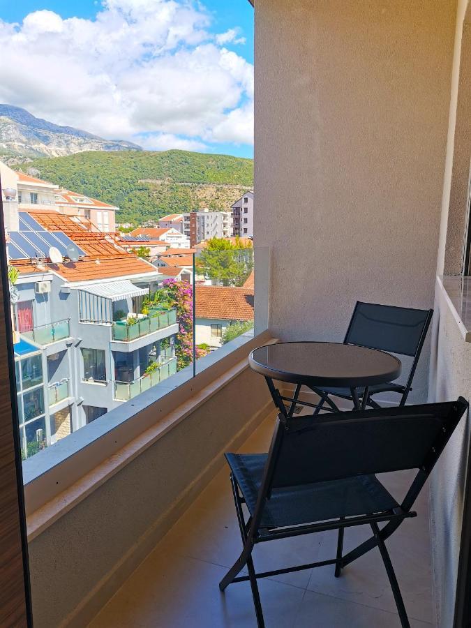 Apartments Lora Zmajeva, 7 Budva Exteriör bild