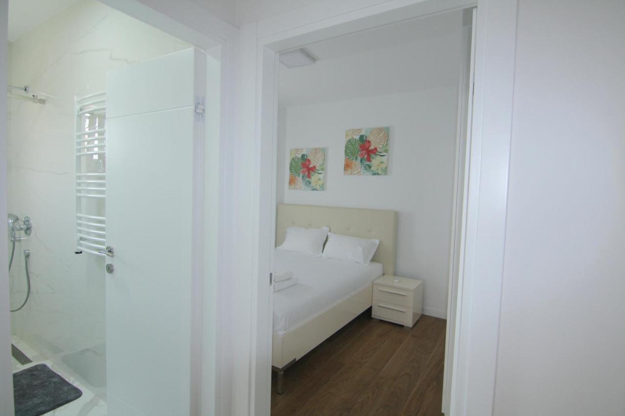 Apartments Lora Zmajeva, 7 Budva Exteriör bild