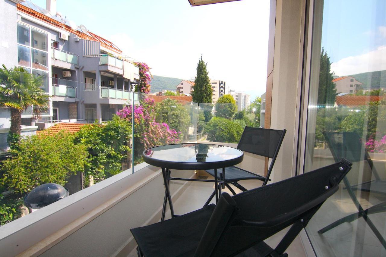 Apartments Lora Zmajeva, 7 Budva Exteriör bild