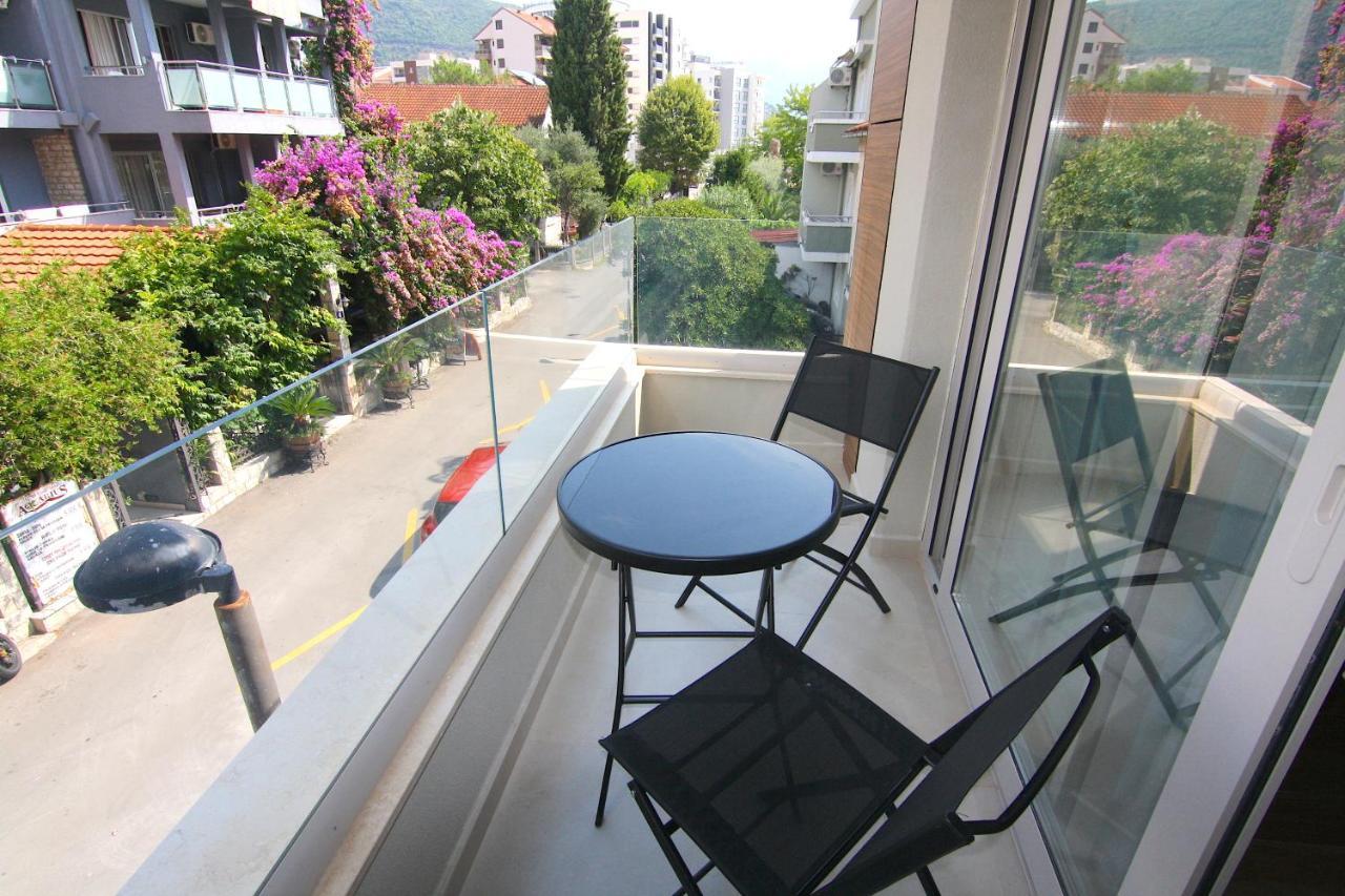 Apartments Lora Zmajeva, 7 Budva Exteriör bild